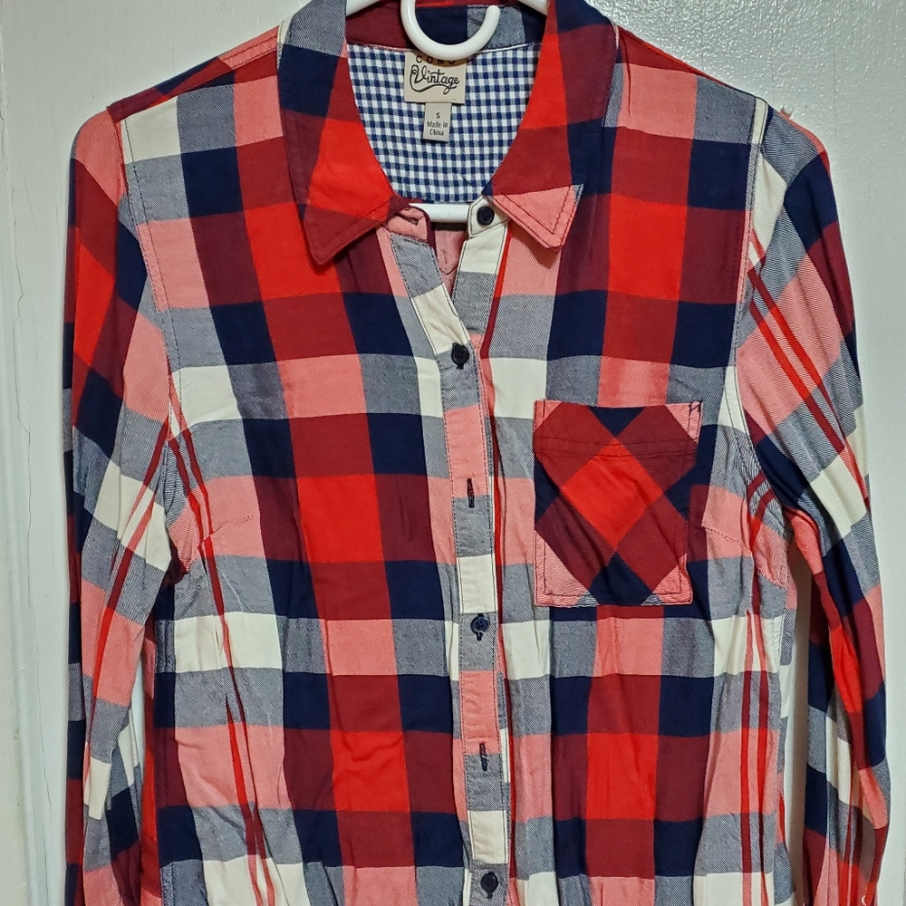 Women's plaid shirt